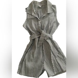 Kids girls size 6Y blue/white striped‎ belted romper
